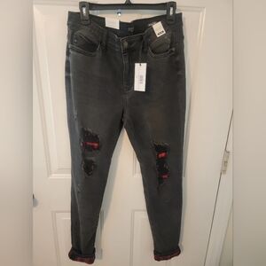 Judy Blue  Skinny Fit Black Distressed with plaid patches size 13/31, mid-rise